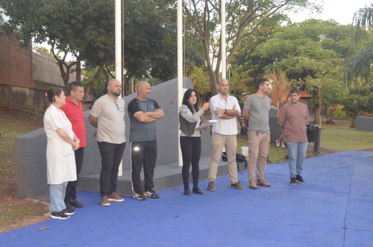 <p>Se Inauguró oficialmente la remodelación de la plaza de Barrio Los Kiris</p>